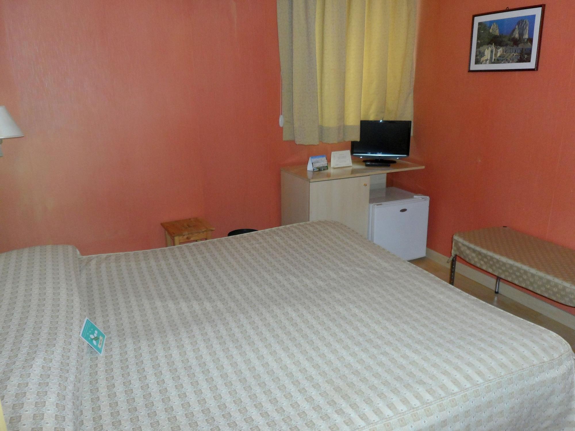Hotel Diecimare Cava De' Tirreni Luaran gambar