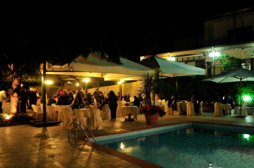 Hotel Diecimare Cava De' Tirreni Luaran gambar