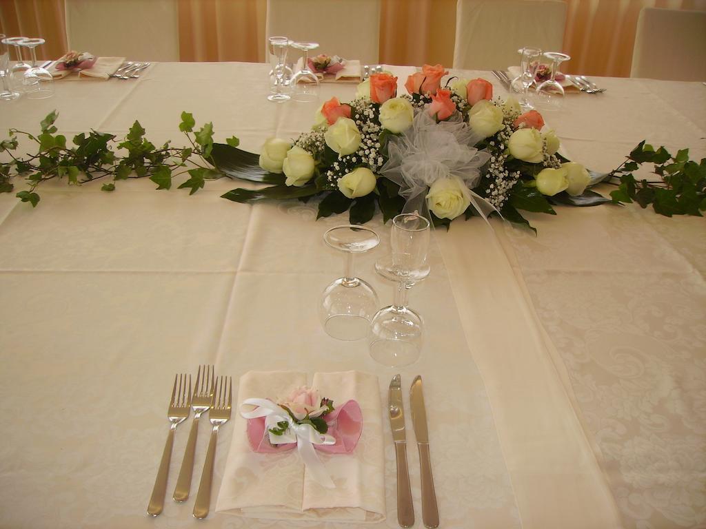 Hotel Diecimare Cava De' Tirreni Luaran gambar